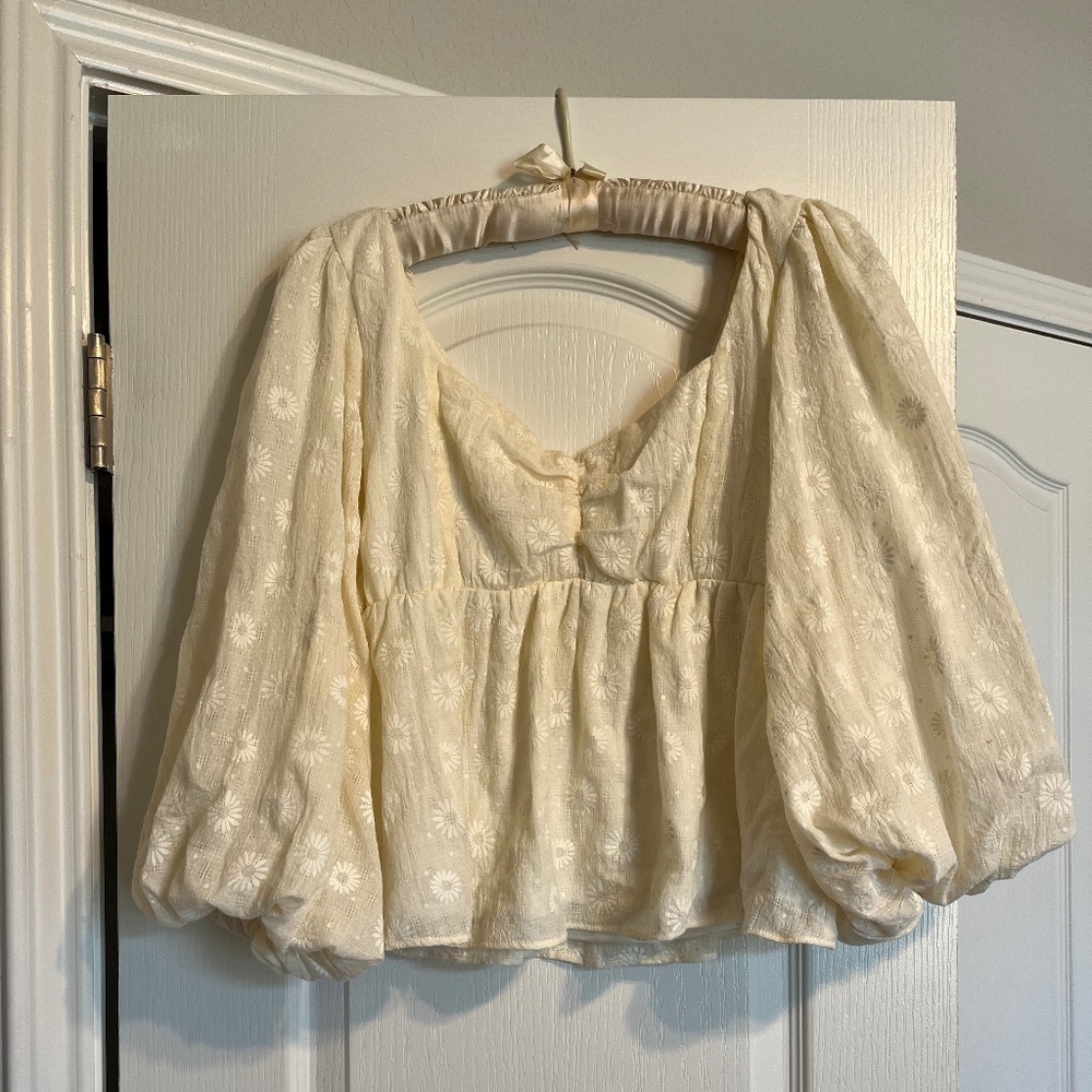Show Me Your Mumu Crop
